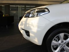 2012款 2.5 CVT 四驱舒适导航版 5座