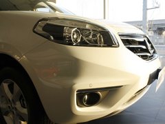 2012款 2.5 CVT 四驱舒适导航版 5座