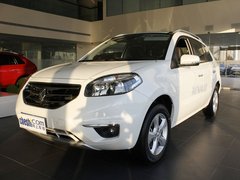 2012款 2.5 CVT 四驱舒适导航版 5座