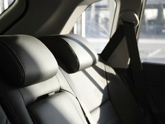 2012款 2.5 CVT 四驱舒适导航版 5座