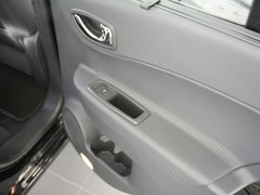 2012款 2.5 CVT 四驱舒适导航版 5座