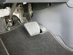 2012款 2.5 CVT 四驱舒适导航版 5座