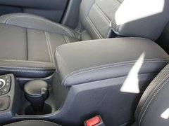2012款 2.5 CVT 四驱舒适导航版 5座