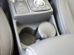 2012款 2.5 CVT 四驱舒适导航版 5座