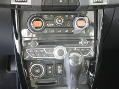 2012款 2.5 CVT 四驱舒适导航版 5座