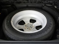 2012款 2.5 CVT 四驱舒适导航版 5座