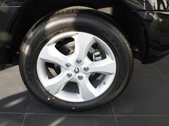 2012款 2.5 CVT 四驱舒适导航版 5座