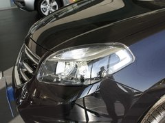 2012款 2.5 CVT 四驱舒适导航版 5座