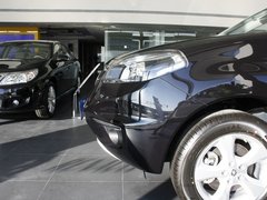 2012款 2.5 CVT 四驱舒适导航版 5座