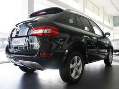 2012款 2.5 CVT 四驱舒适导航版 5座