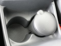 2012款 2.5 CVT 四驱舒适导航版 5座