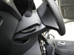 2012款 2.5 CVT 四驱舒适导航版 5座
