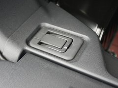 2012款 2.5 CVT 四驱舒适导航版 5座