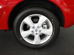 2012款 2.5 CVT 四驱舒适导航版 5座