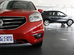2012款 2.5 CVT 四驱舒适导航版 5座