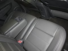 2012款 2.5 CVT 四驱舒适导航版 5座