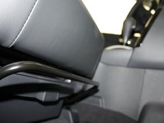 2012款 2.5 CVT 四驱舒适导航版 5座