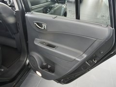 2012款 2.5 CVT 四驱舒适导航版 5座