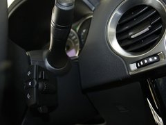 2012款 2.5 CVT 四驱舒适导航版 5座