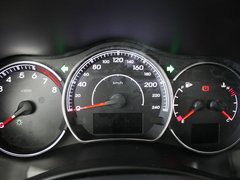 2012款 2.5 CVT 四驱舒适导航版 5座