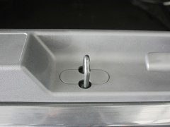 2012款 2.5 CVT 四驱舒适导航版 5座