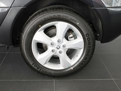 2012款 2.5 CVT 四驱舒适导航版 5座