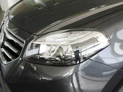 2012款 2.5 CVT 四驱舒适导航版 5座