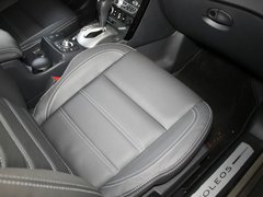 2012款 2.5 CVT 四驱舒适导航版 5座
