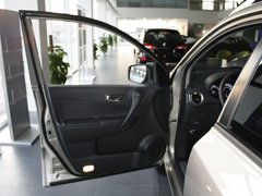 2012款 2.5 CVT 四驱舒适导航版 5座