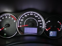 2012款 2.5 CVT 四驱舒适导航版 5座