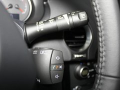 2012款 2.5 CVT 四驱舒适导航版 5座