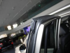 2012款 2.5 CVT 四驱舒适导航版 5座