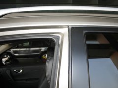 2012款 2.5 CVT 四驱舒适导航版 5座