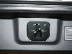 2012款 2.5 CVT 四驱舒适导航版 5座