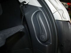 2012款 2.5 CVT 四驱舒适导航版 5座