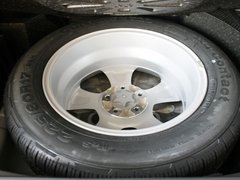2012款 2.5 CVT 四驱舒适导航版 5座