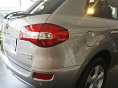 2012款 2.5 CVT 四驱舒适导航版 5座