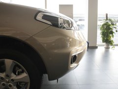 2012款 2.5 CVT 四驱舒适导航版 5座