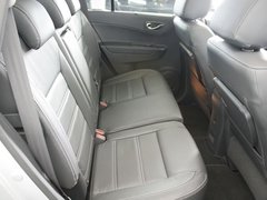 2012款 2.5 CVT 四驱舒适导航版 5座
