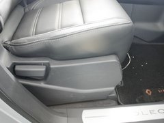 2012款 2.5 CVT 四驱舒适导航版 5座