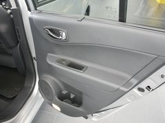 2012款 2.5 CVT 四驱舒适导航版 5座