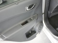 2012款 2.5 CVT 四驱舒适导航版 5座