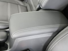 2012款 2.5 CVT 四驱舒适导航版 5座