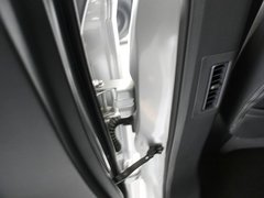 2012款 2.5 CVT 四驱舒适导航版 5座