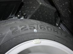 2012款 2.5 CVT 四驱舒适导航版 5座