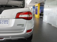 2012款 2.5 CVT 四驱舒适导航版 5座