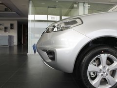 2012款 2.5 CVT 四驱舒适导航版 5座