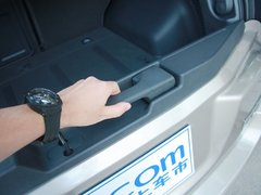 2012款 2.5 CVT 四驱豪华导航版 5座