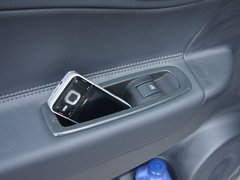 2012款 2.5 CVT 四驱豪华导航版 5座