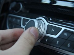 2012款 2.5 CVT 四驱豪华导航版 5座
